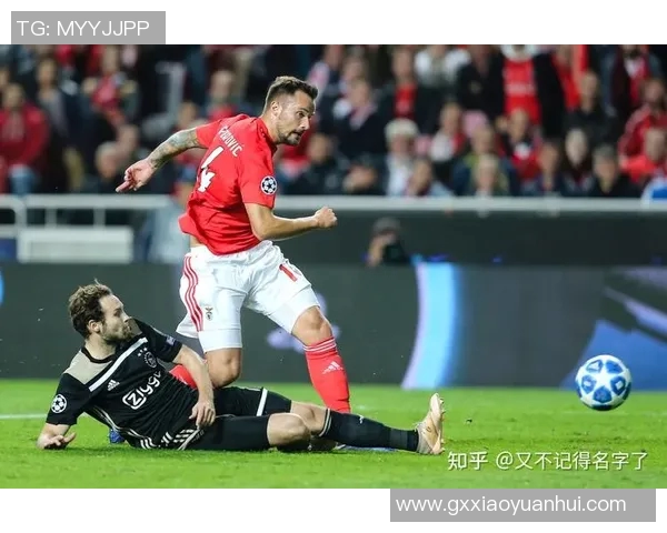 纽约城与休斯敦迪纳摩比赛分析及战术对比探讨