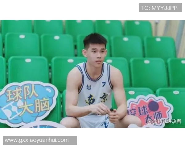 林葳的成长之路:从青涩少年到职场精英的蜕变与追求